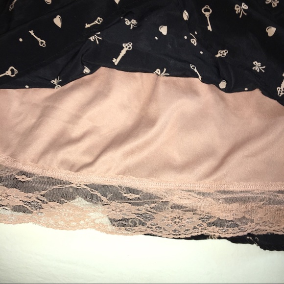 Key Patterned Skirt - Picture 2 of 4